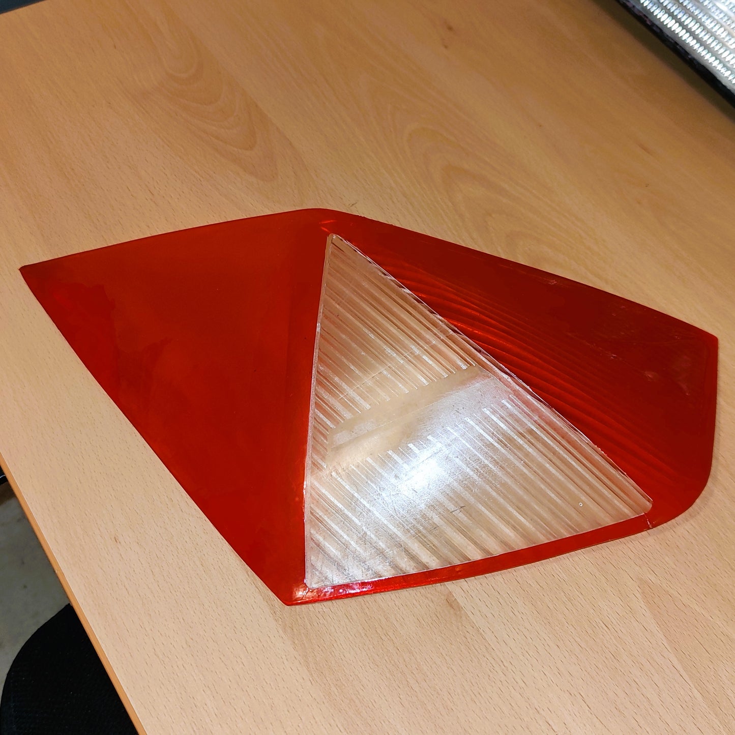 glace de phare arrière droit pour Renault Avantime